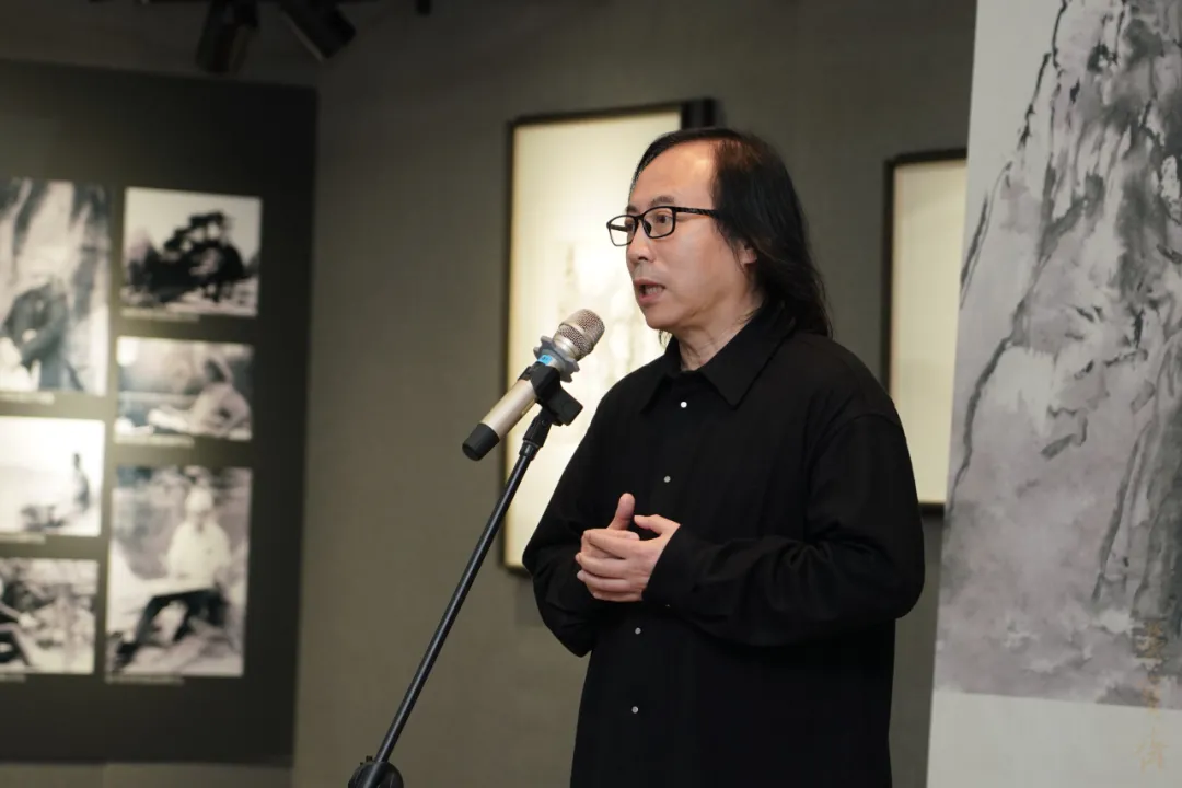 「展讯」自然的感动 传承的力量丨李家山水三代艺术家对景创作展