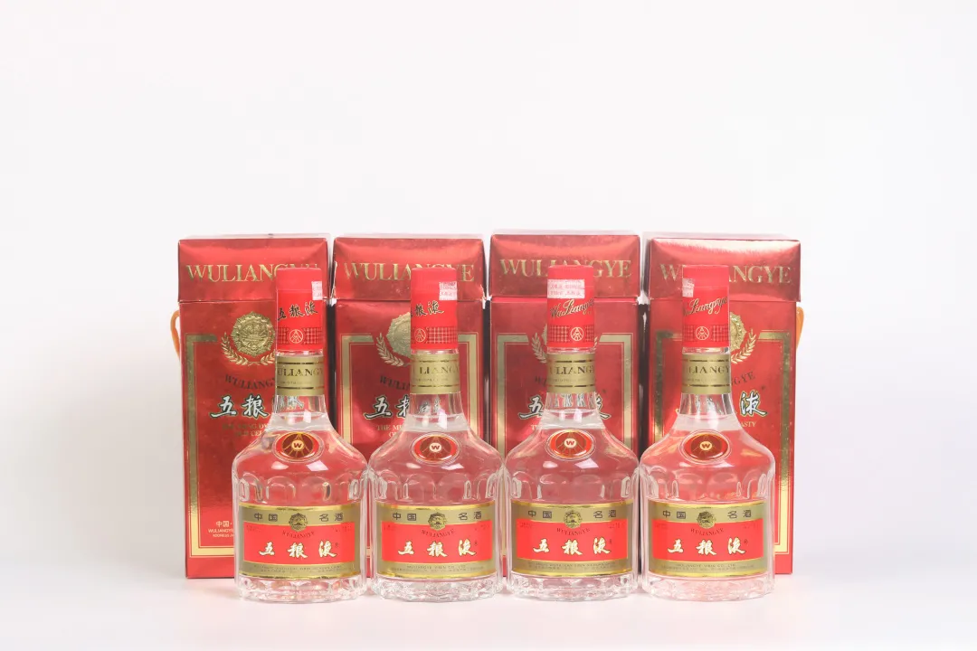 北京荣宝第四届网络文物拍卖会：阆风玄圃——历届评酒大会名品